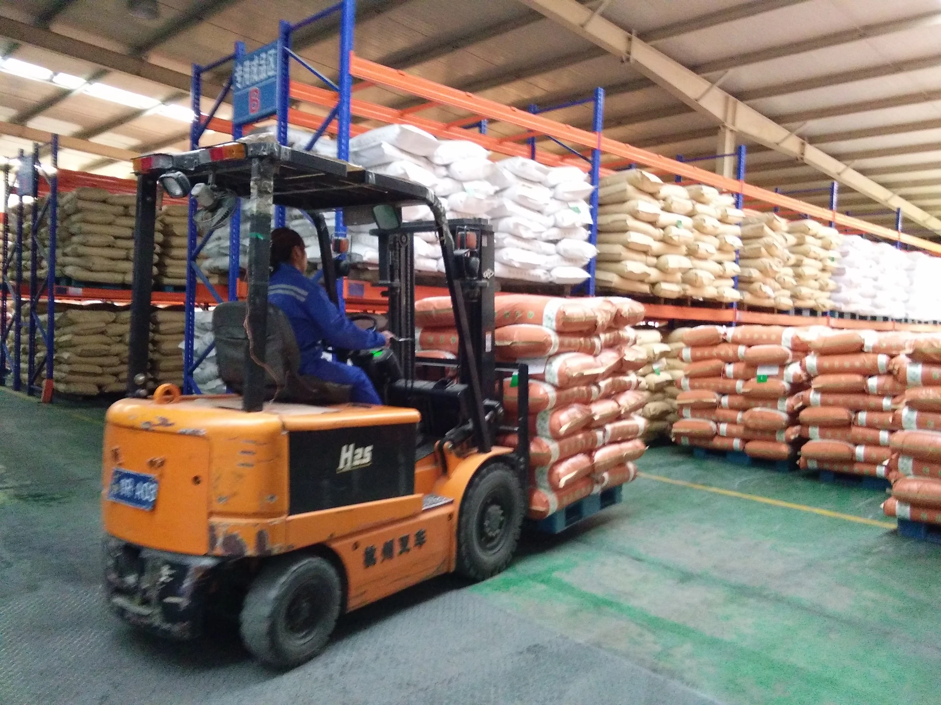 Ingredient handling in a Bigtree warehouse